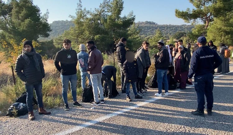 Çanakkale'de 4 Ülkeden 27 Kişi Yakalandı