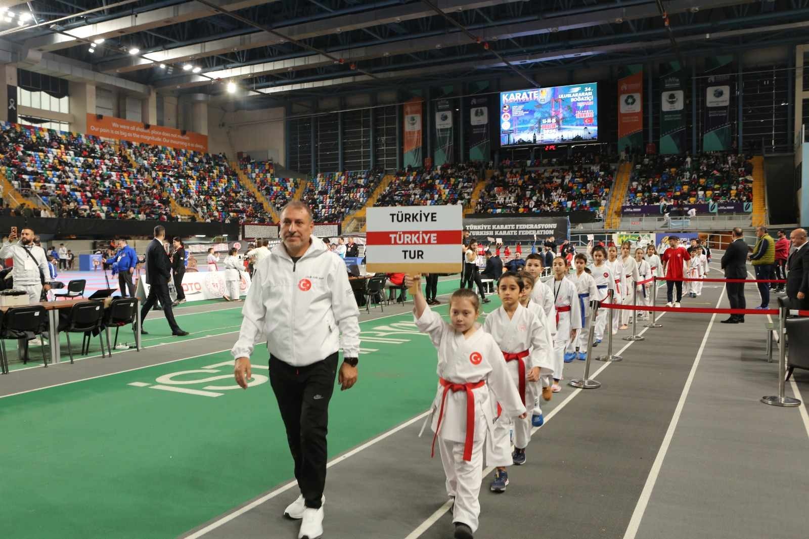 Bigalı Sporcu Erva Balcı, Boğaziçi Karate Şampiyonası’nda 3. Oldu2