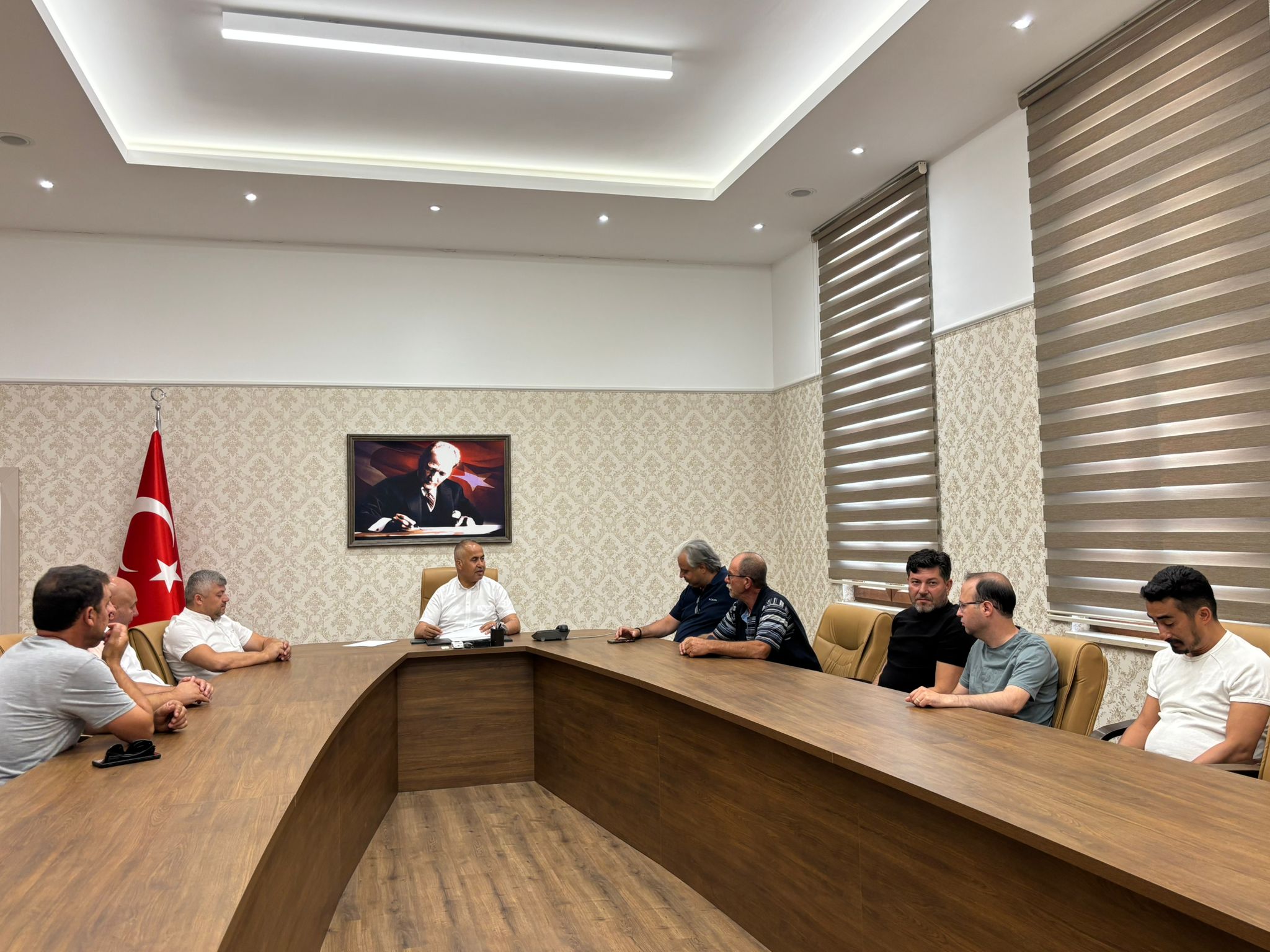 Biga’da Taşımalı Eğitimin Gizli Kahramanlarına Başarı Belgesi9