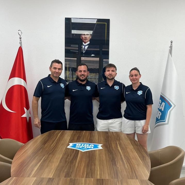 Bigaspor Yaz Futbol Okulu Başlıyor1