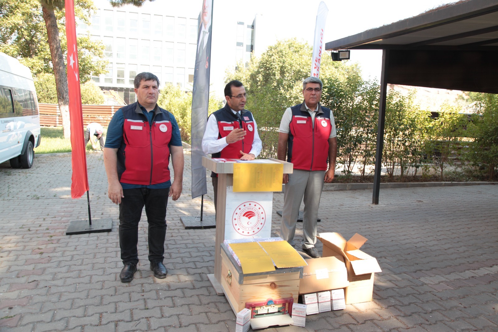 Çanakkale Arıcılığında Hedef Ilk 52