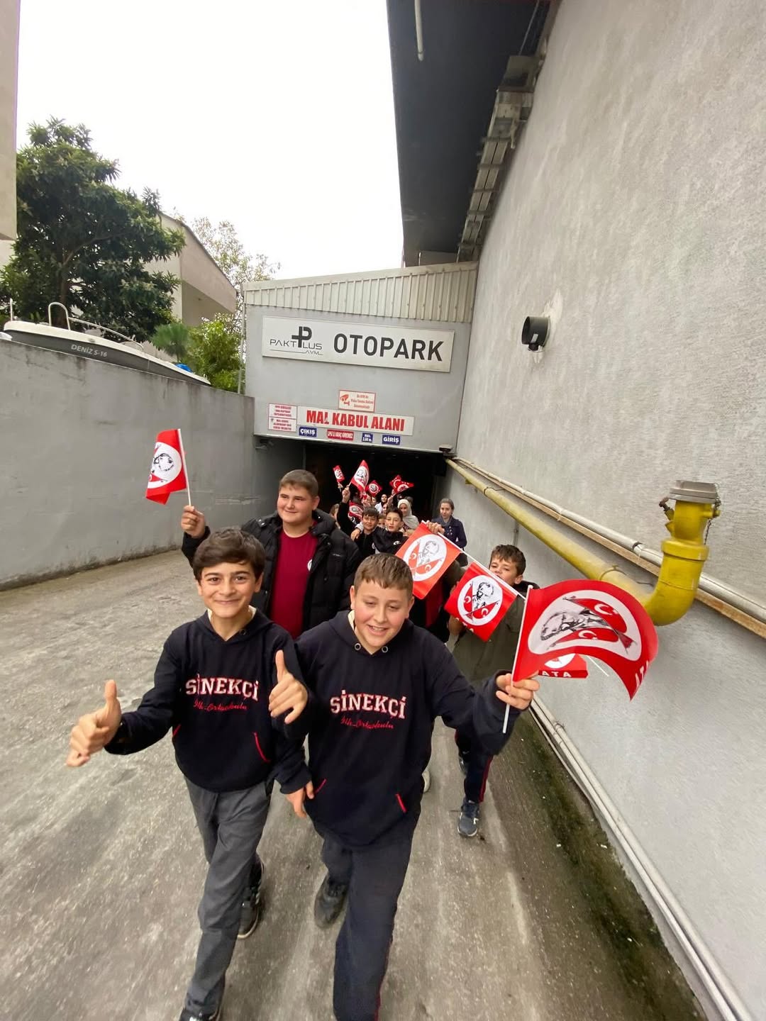 0C4Fa78D C9D3 4102 Aa3F C2Da6759D3A8