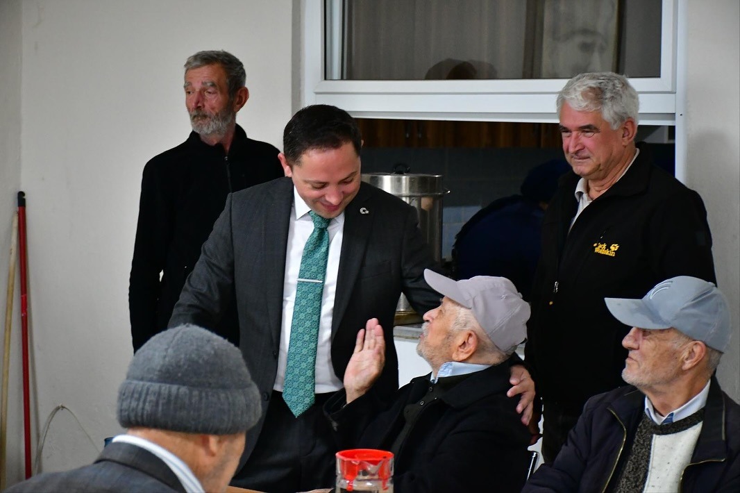 1136370E 57Ef 47D4 Ace8 C1Eae5250Fdb