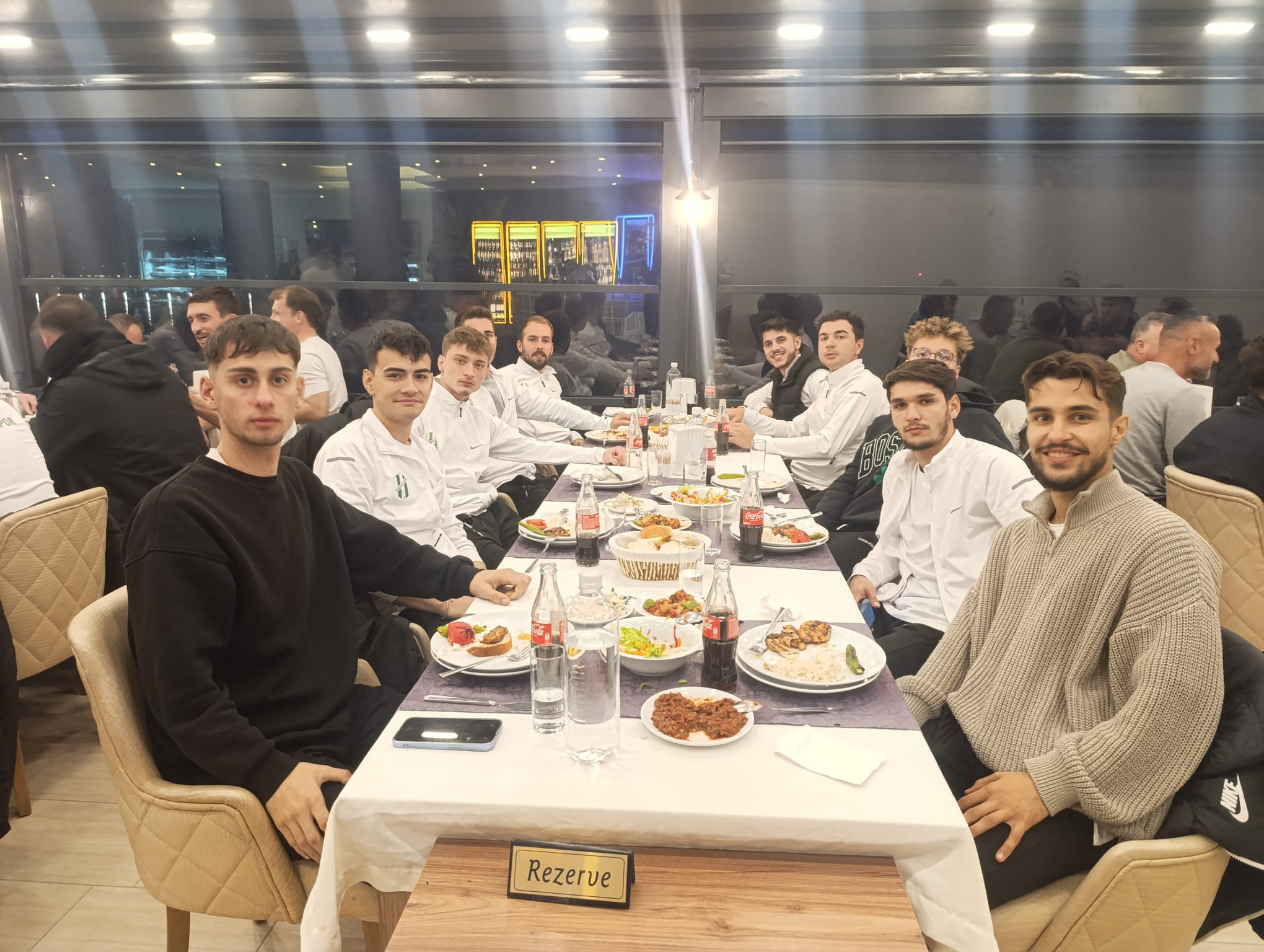 21C78585 A963 480B 83Fd 323Bd55Efae3