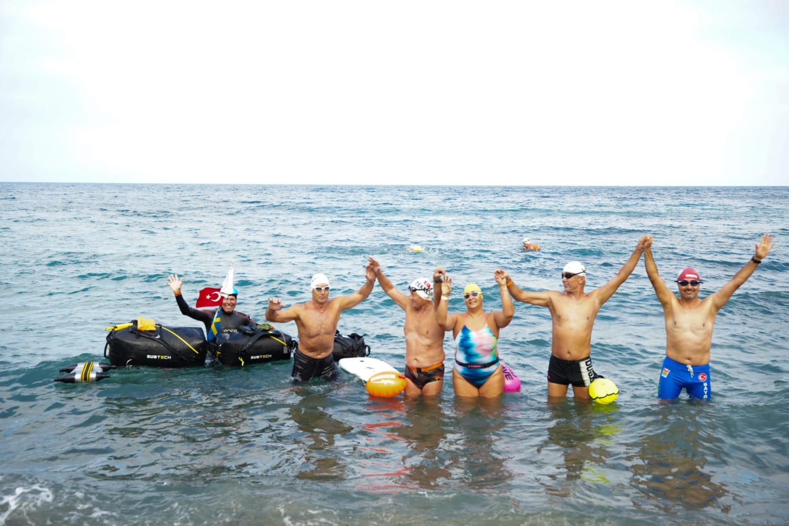 5B722E12 A5D0 4664 9Fc0 9926E73E9D81