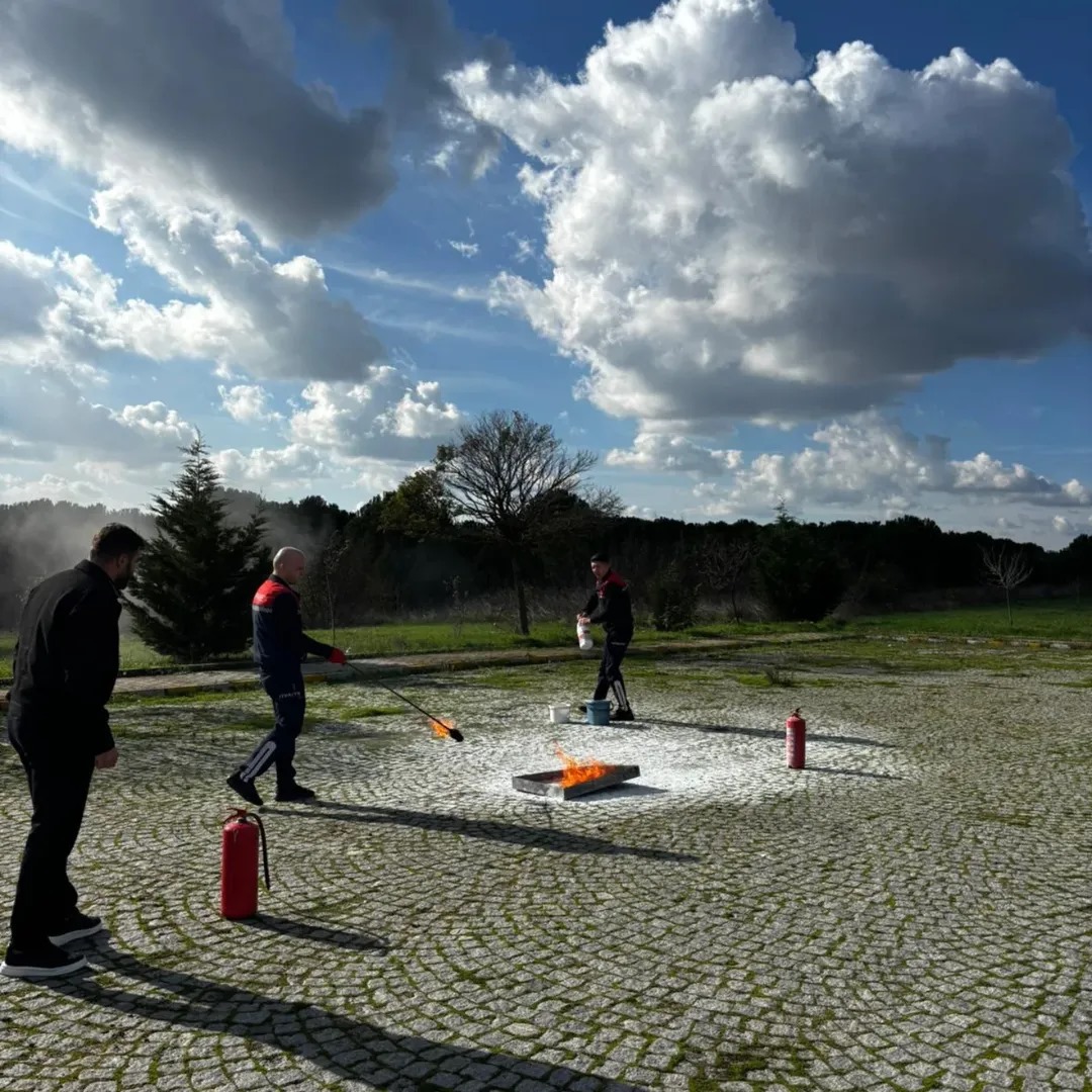 5D1999Ea 3D2E 421D A771 E6956D10Edc9