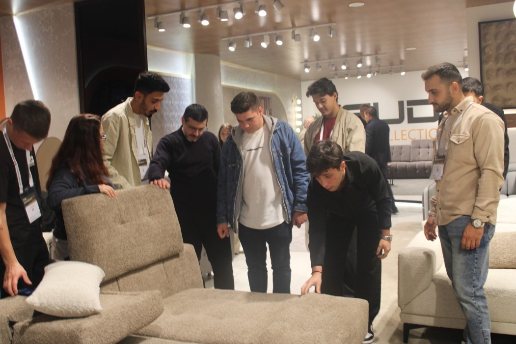 E86C758D 23Db 48Cc 893F 886A1E160Af9