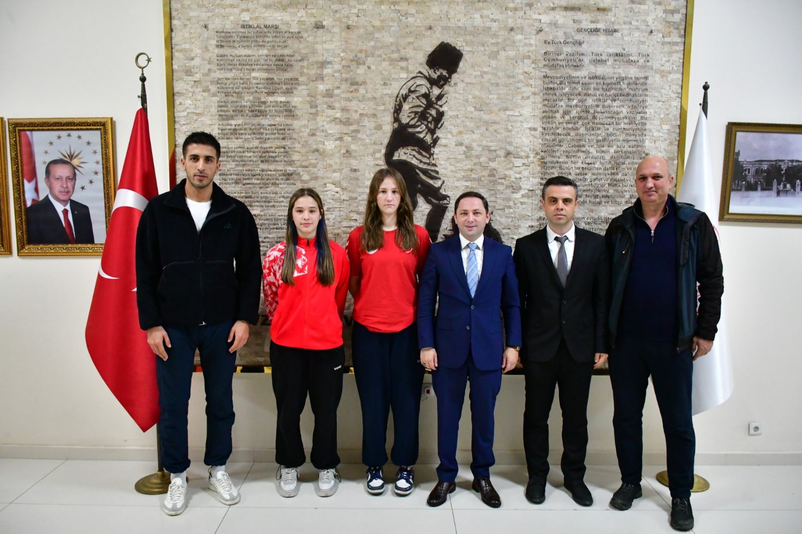 I M G 20251223 W A0037(1)