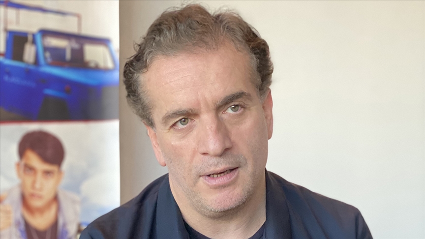 Thumbs B C C657445Eb8E6C4977Eeda721B66904B2