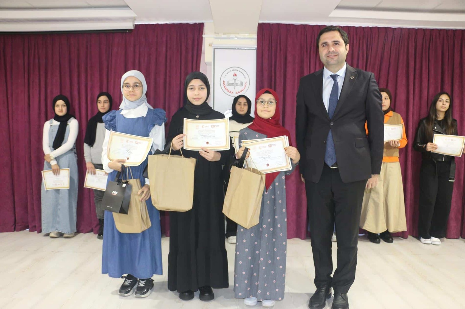 38Ae205F 967B 43Fa A9F0 2Ea1Be1289Ee