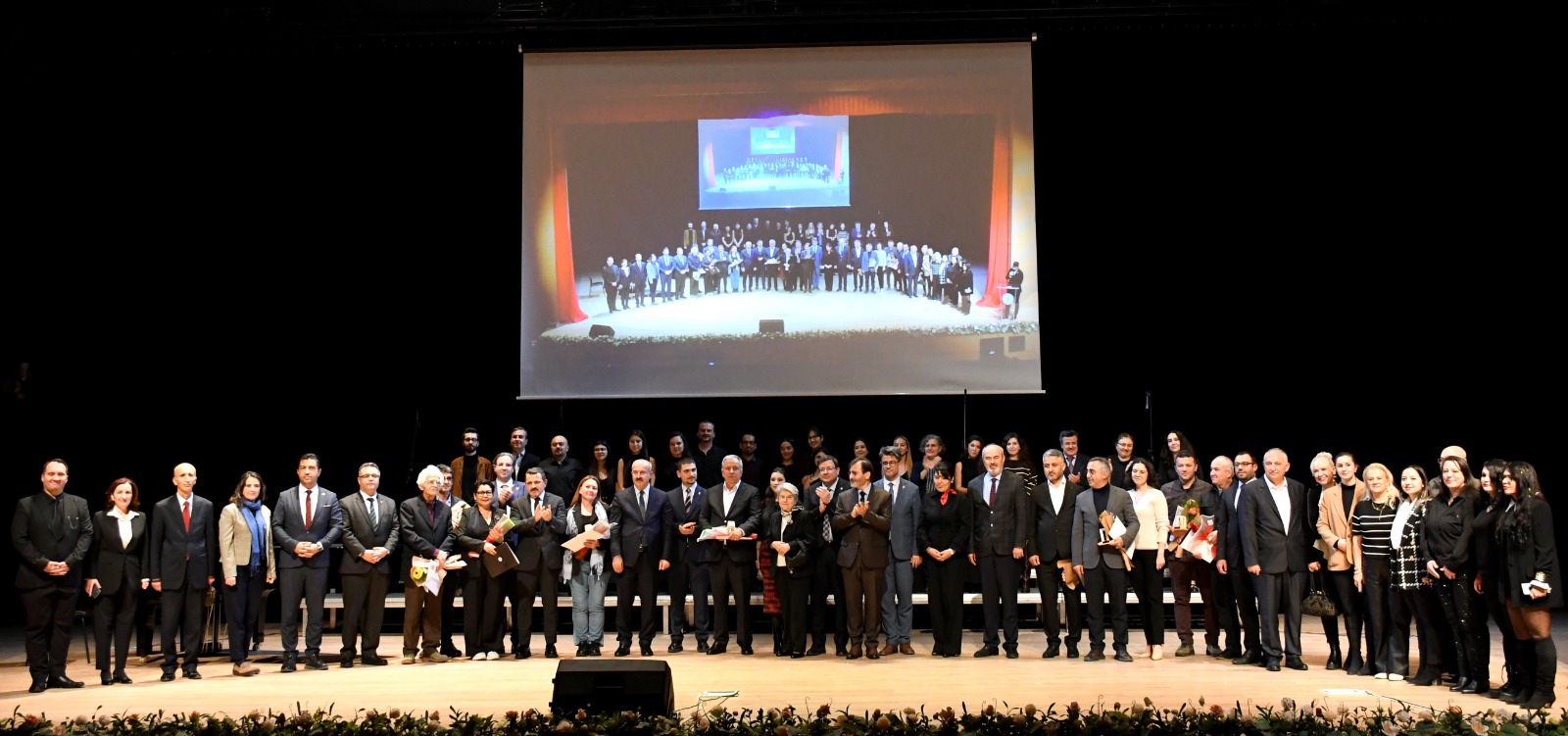 15416388 E779 4083 B259 58E0215B84Ba