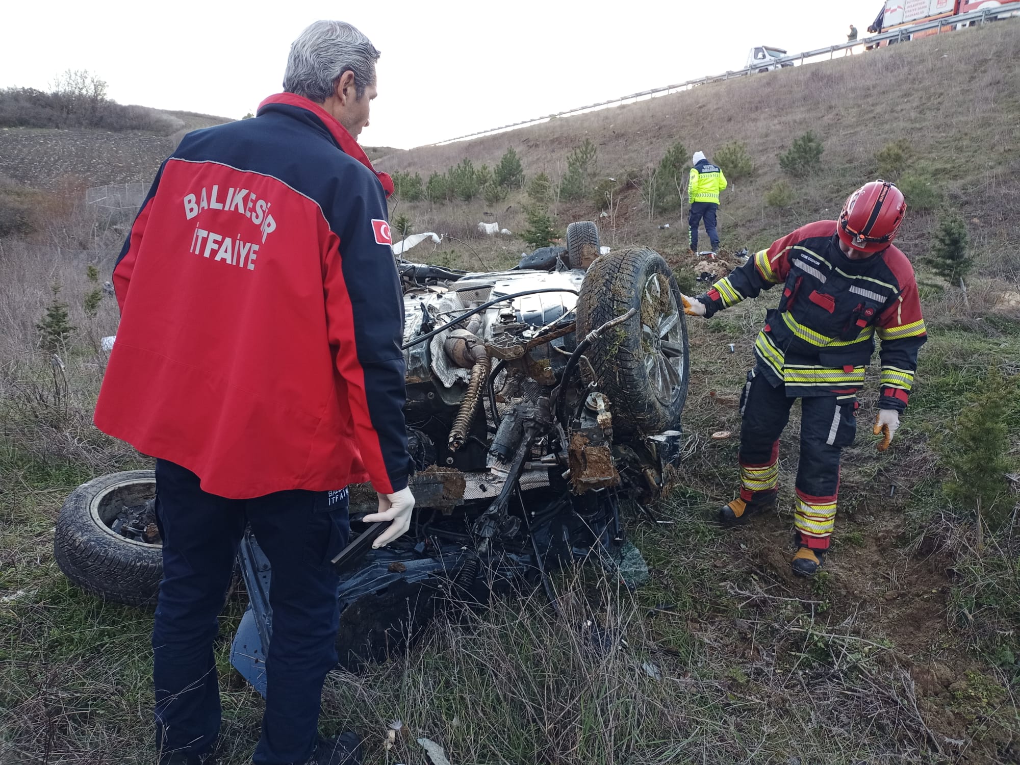 A A 20260101 40138006 40138005 B A L I K E S I R D E S A R A M P O L E D E V R I L E N O T O M O B I L D E K I 1 K I S I O L D U 2 K I S I Y A R A L A N D I