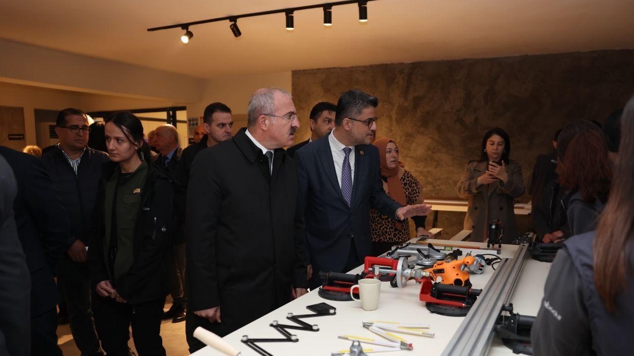 Bir Başlık Ekleyin (3)-56