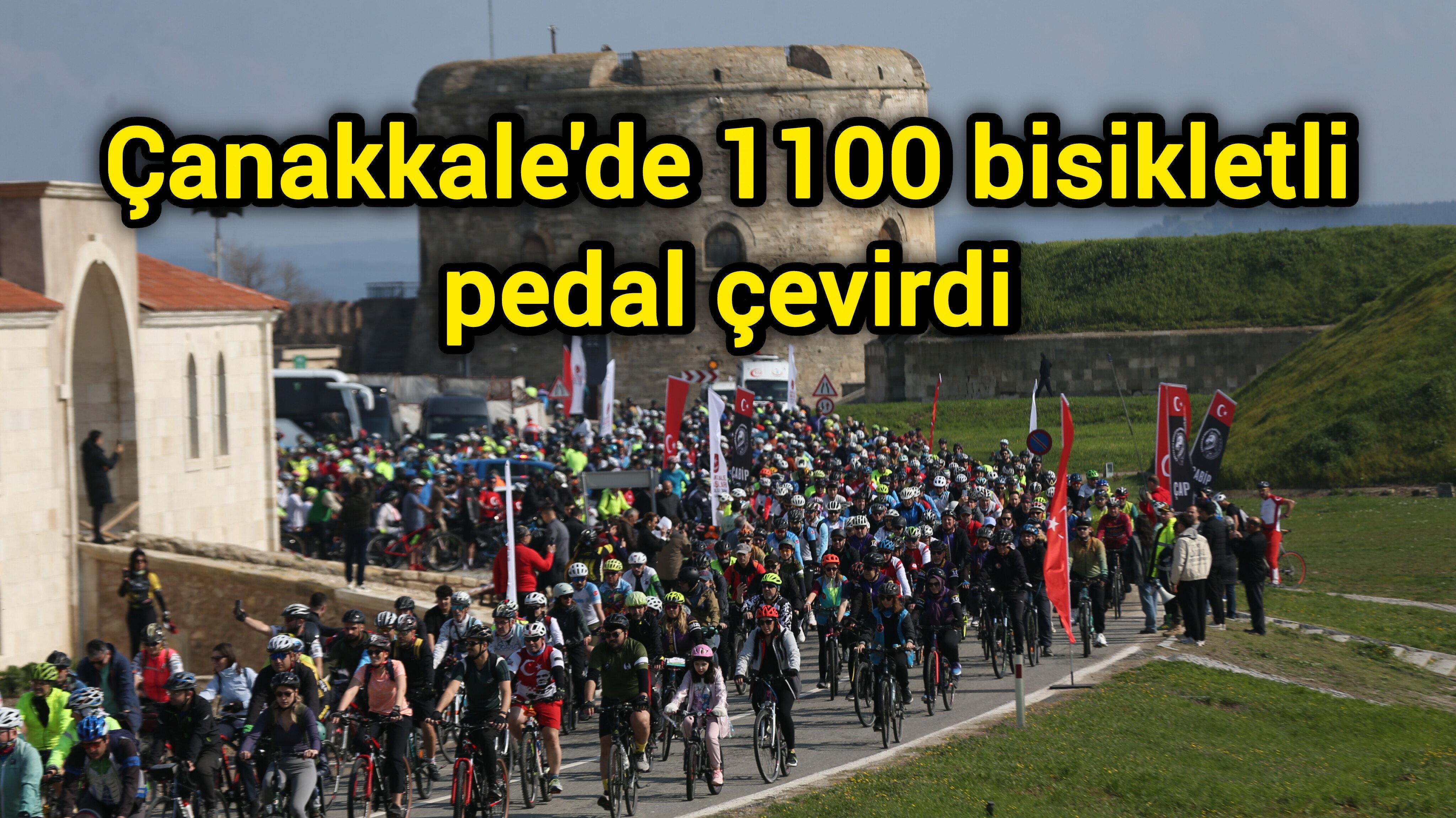 Çanakkale'de 1100 bisikletli pedal çevirdi