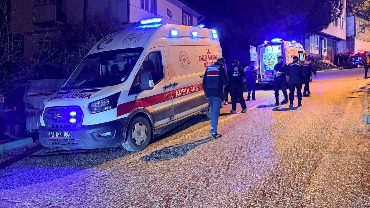 Silahlı kavgada baba ve oğlu öldü