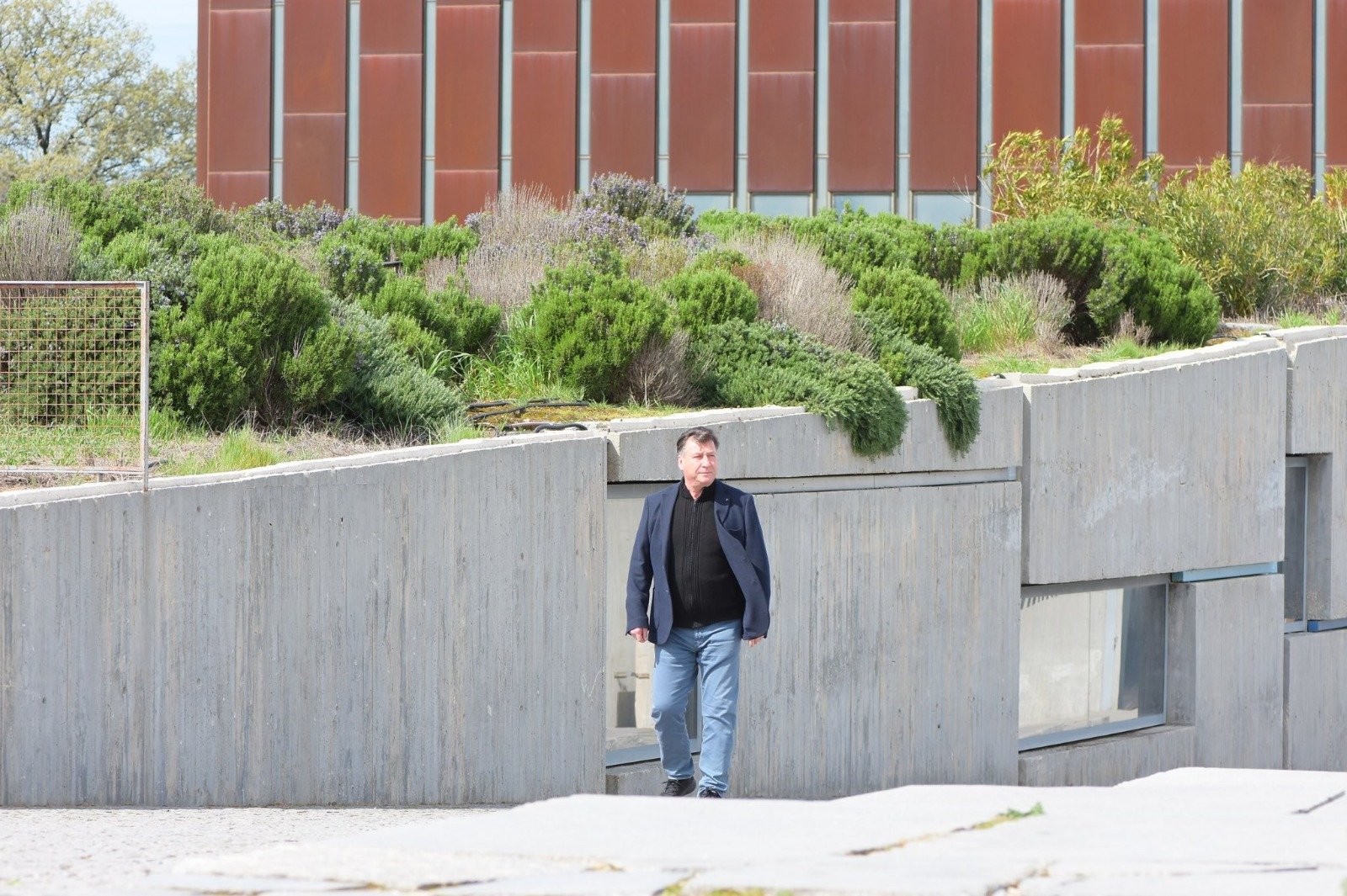 I M G 20260401 W A0057