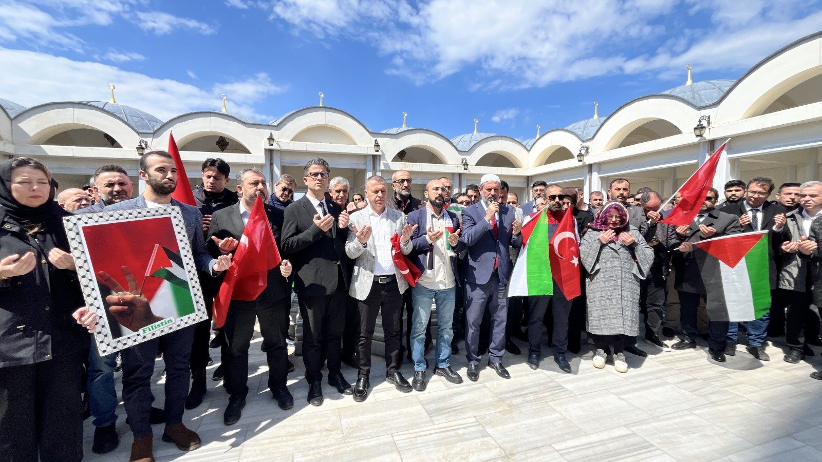 I M G 20260410 W A0069