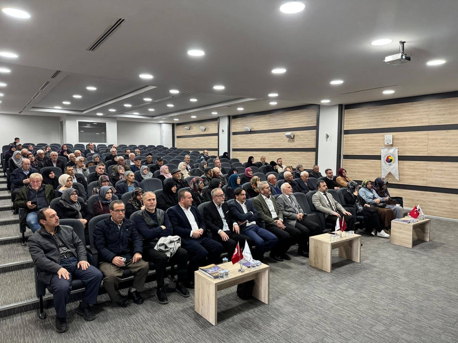 I M G 20260415 W A0140