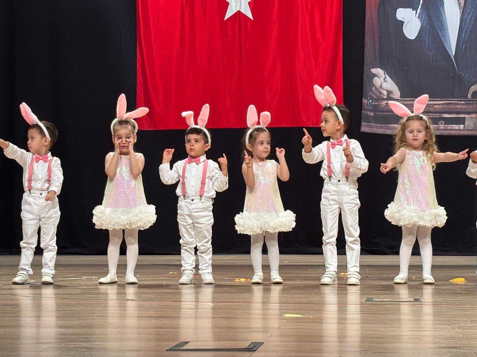 I M G 20260422 W A0087