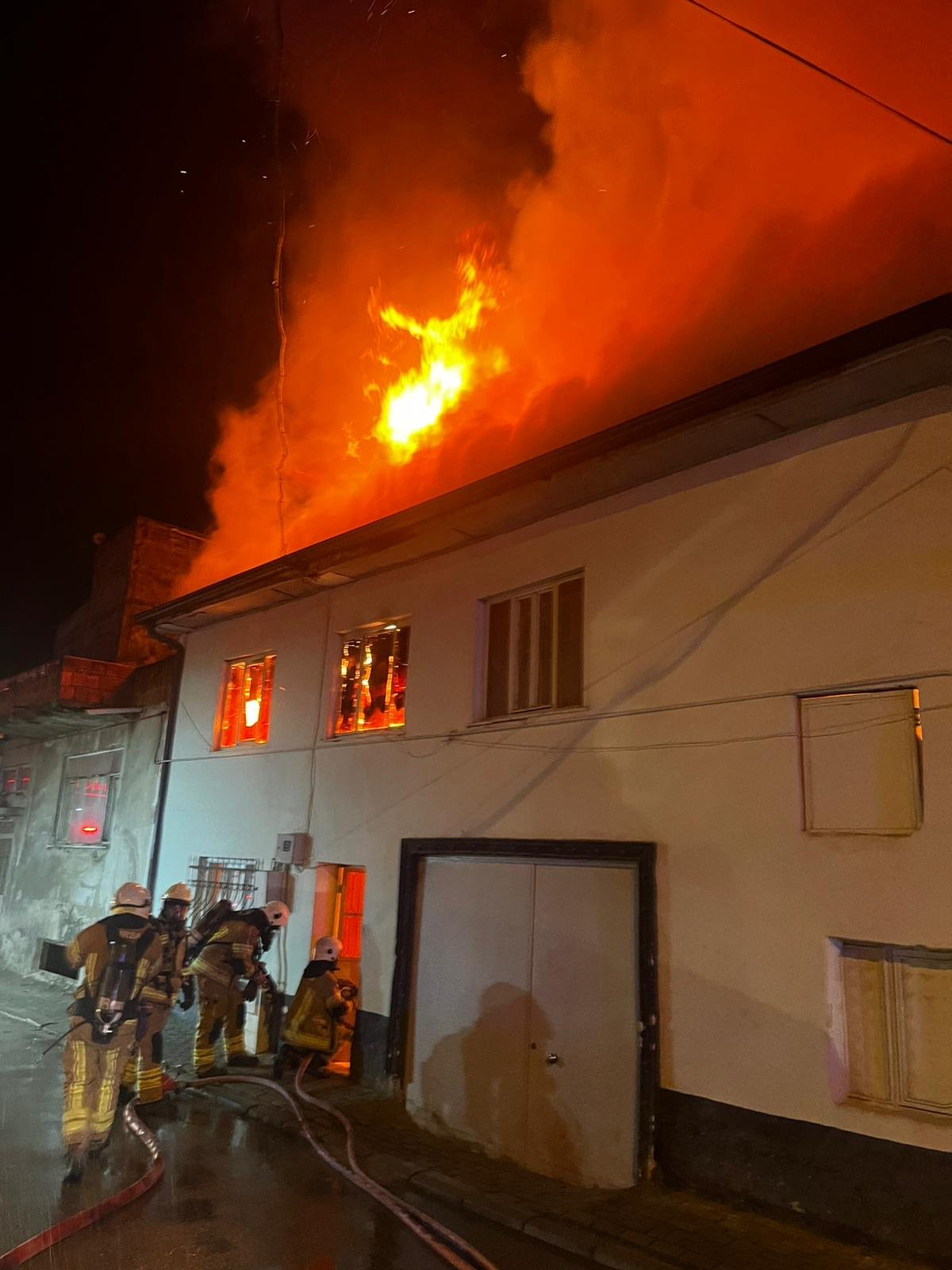 A A 20260423 41185857 41185855 B U R S A D A E V D E C I K A N Y A N G I N D A 1 K I S I O L D U