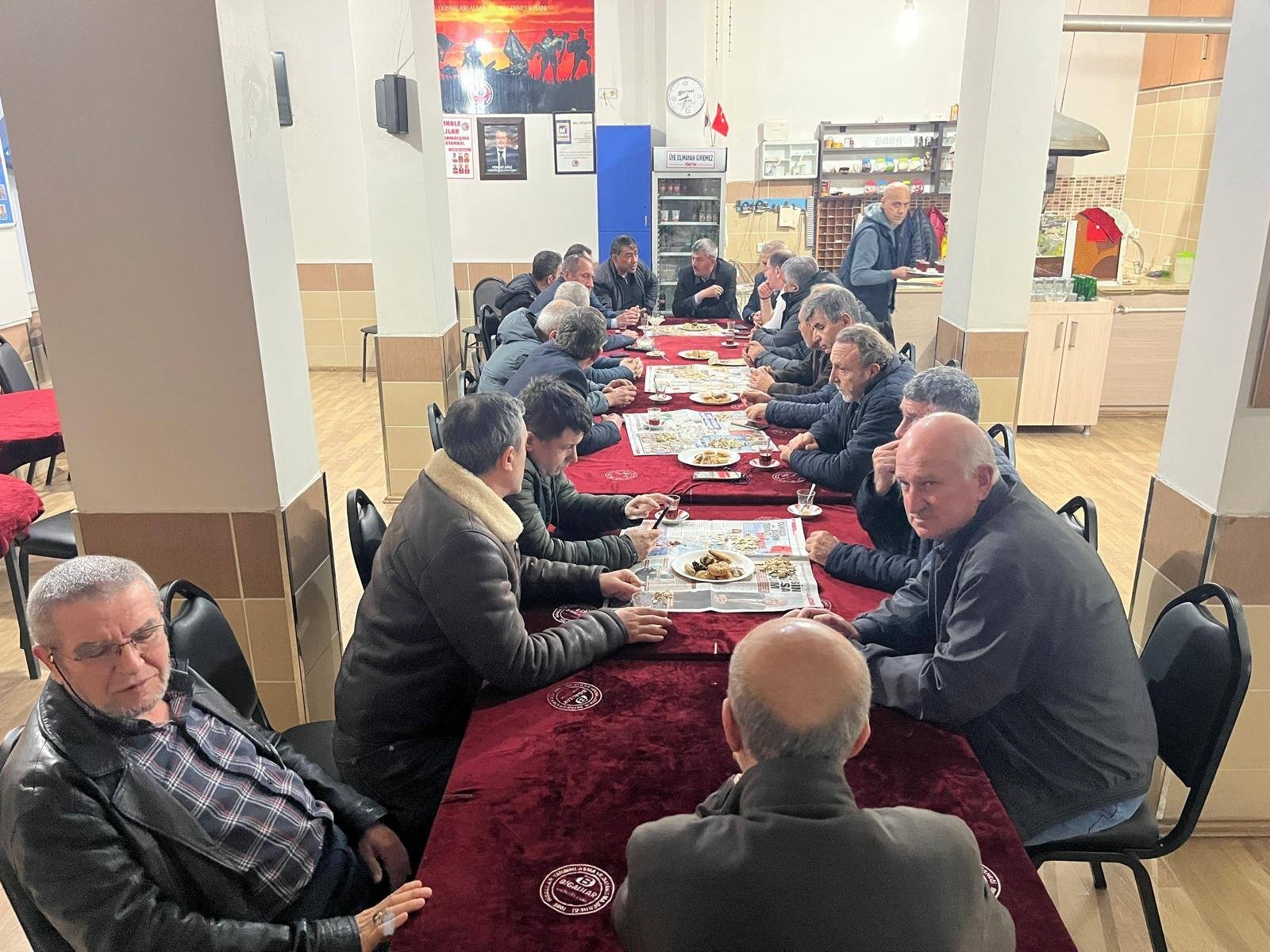 Eef271E6 A246 4Bec 95Fe Aea6B5D28Dae