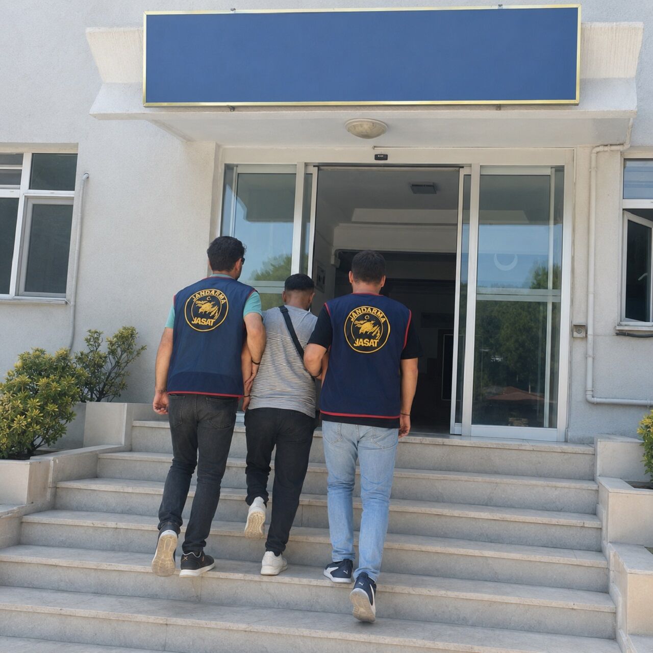Çanakkale’de Denetimde Şoke Eden Yakalama.jpg