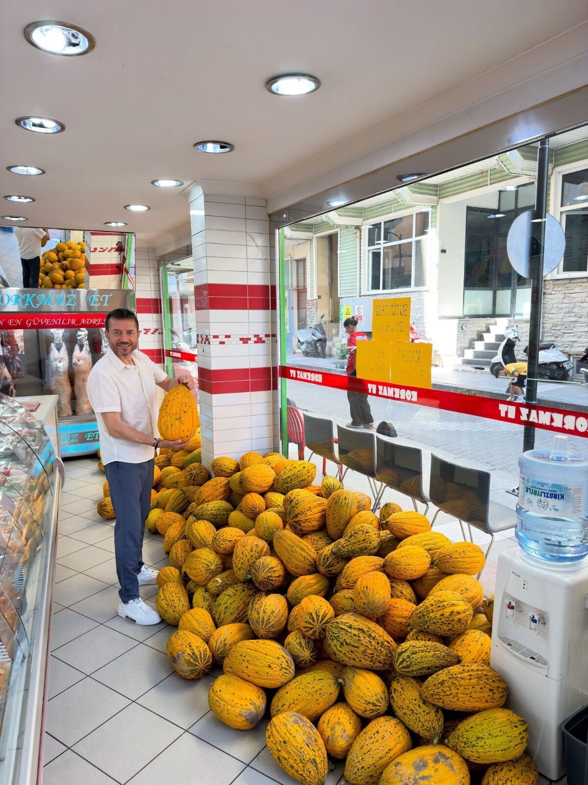 95Ef251D 060E 4776 9Cde 6A725615C60B