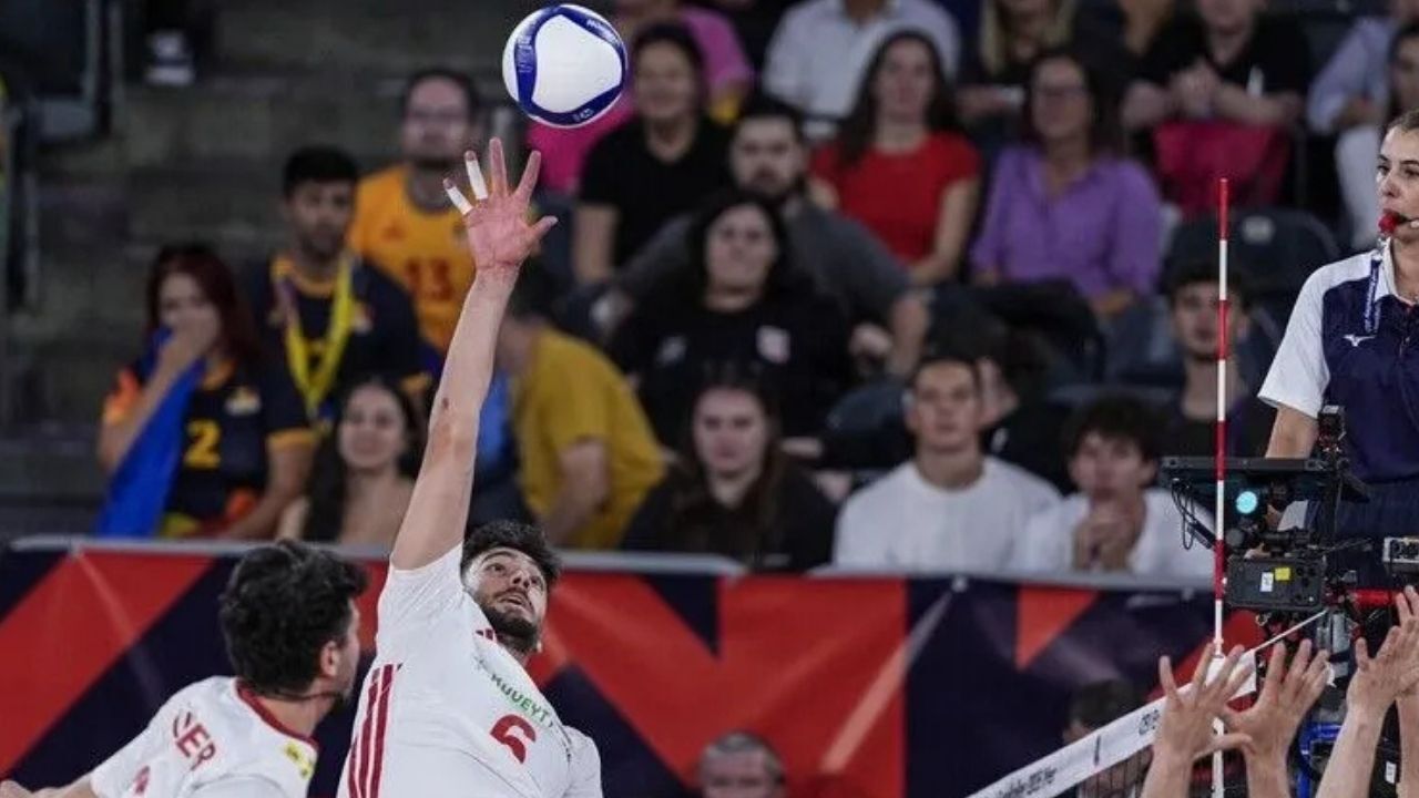 A Milli Erkek Voleybol Takımı, Romanya'ya mağlup oldu