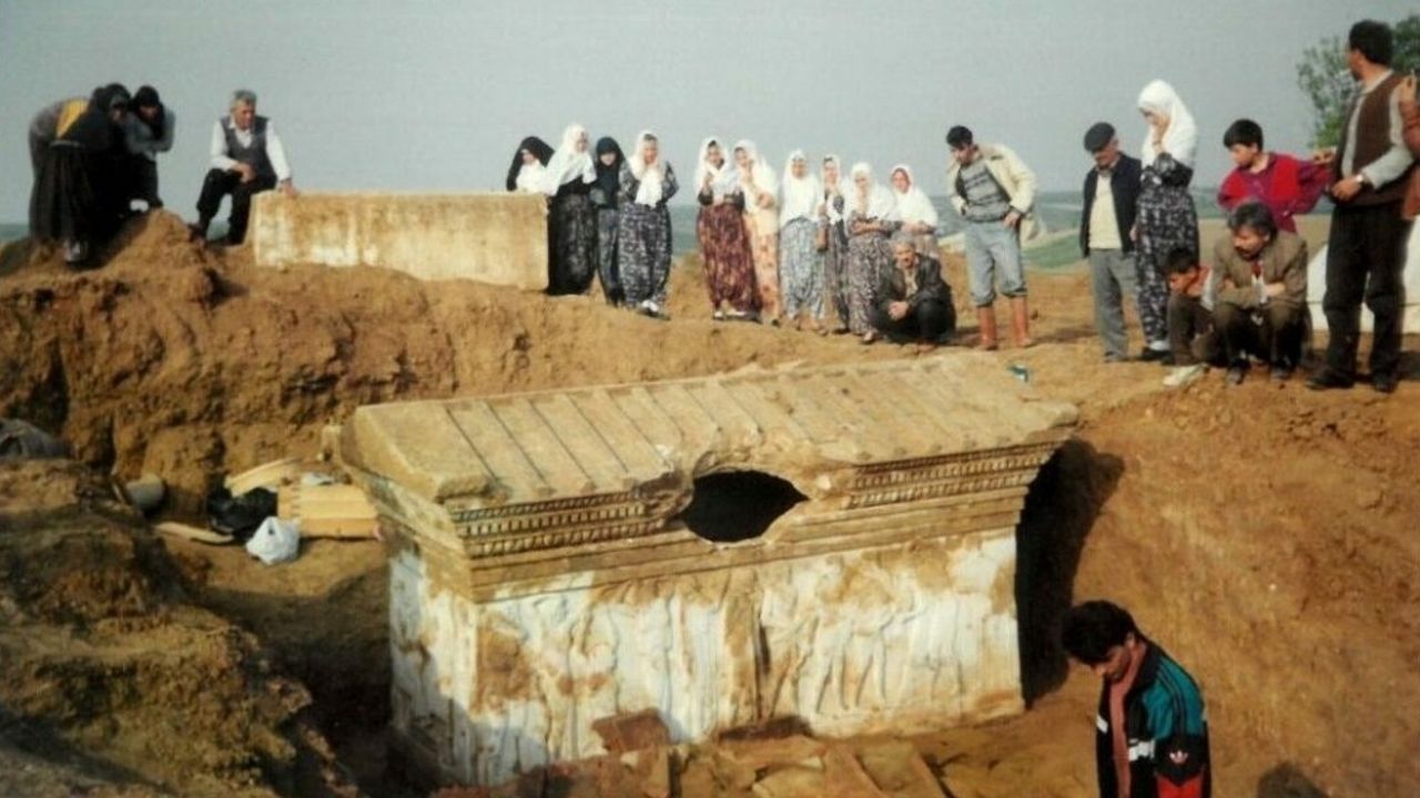 2 bin 600 yıllık mezar Biga'dan çıktı - Biganın Sesi