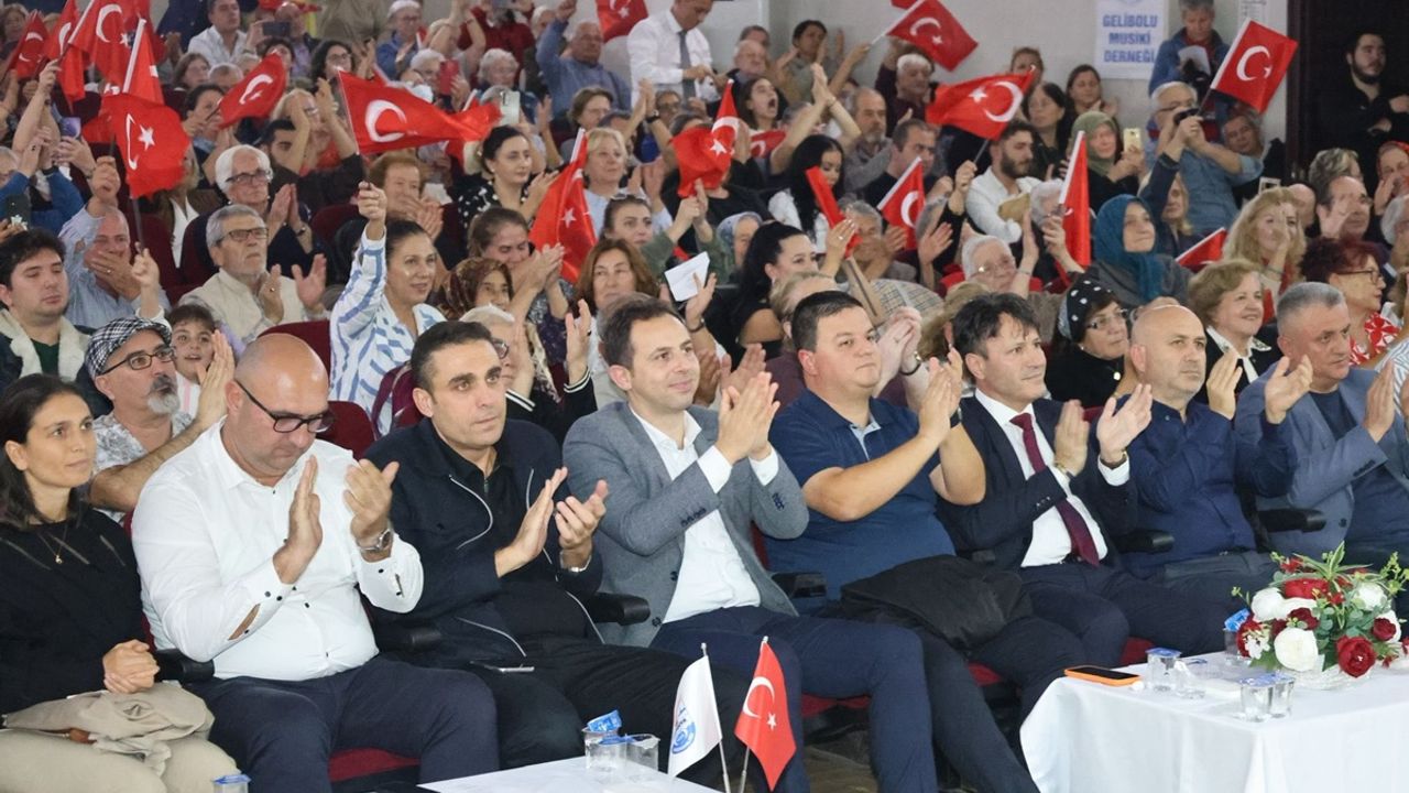 Gelibolu'da Musiki Derneği'nden konser