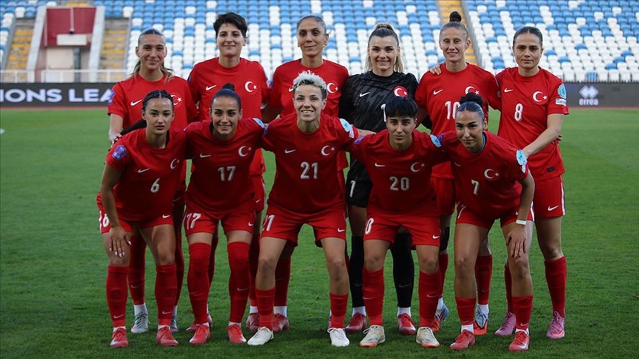 A Milli Kadın Futbol Takımı, Kosova'yı farklı yendi