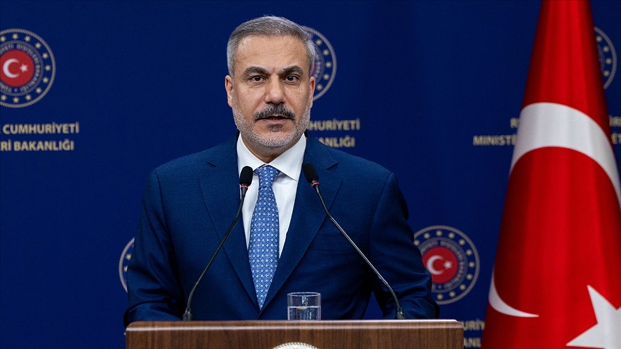 "Gazze'de ateşkesi ihlal etmek ve soykırımı yeniden başlatmak için bahane aramakta"