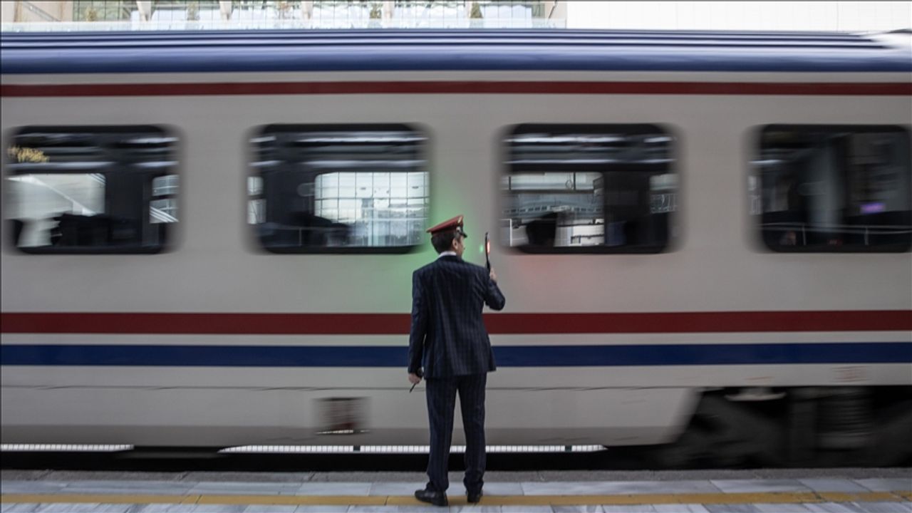 24 milyon dijital tren biletiyle 3 bin ağaç kurtuldu