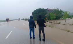 Biga Kaymakamı Erdinç Dolu, Yağışın Etkilediği Köylerde İncelemelerde Bulundu