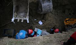 Çanakkale'de toprak altında kalan 3 işçinin 2’sinden acı haber…