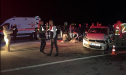 2 otomobilin çarpışması sonucu 9 kişi yaralandı
