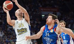 Anadolu Efes ve Fenerbahçe Beko karşılaştı