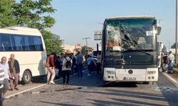 Zincirleme trafik kazasında 19 kişi yaralandı