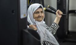 82 yaşındaki Alzheimer hastasını evinden spora olan sevgisi çıkarıyor