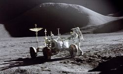 Bilim İnsanları Doğruladı: Ay'da bakın ne bulundu!