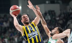 Fenerbahçe Beko, kaptan Melih Mahmutoğlu ile yeniden anlaştı