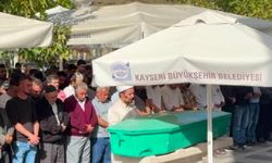 Bıçaklı kavgada hayatını kaybeden kişi defnedildi