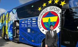 Fenerbahçe, yeni takım otobüsünü teslim aldı