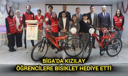 Çanakkale Biga’da Kızılay öğrencilere bisiklet hediye etti