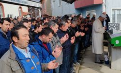 Çanakkale'de kazada hayatını kaybeden genç son yolculuğuna uğurlandı