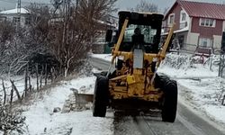 Çanakkale’de kardan kapanan yollar açılıyor