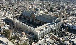 Emevi Camii’nde Baas Rejimi Sonrası İlk Cuma Namazı!