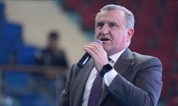 Bakan Bak, milli sporcuların 2024 yılında kazandığı madalya sayısını açıkladı