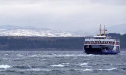 Çanakkale'de yarınki feribot seferleri iptal edildi