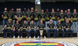 Euroleague şampiyonu Fenerbahçe , basın mensuplarıyla bir araya geldi